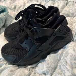 Black Huarache Toddler sneakers size 11